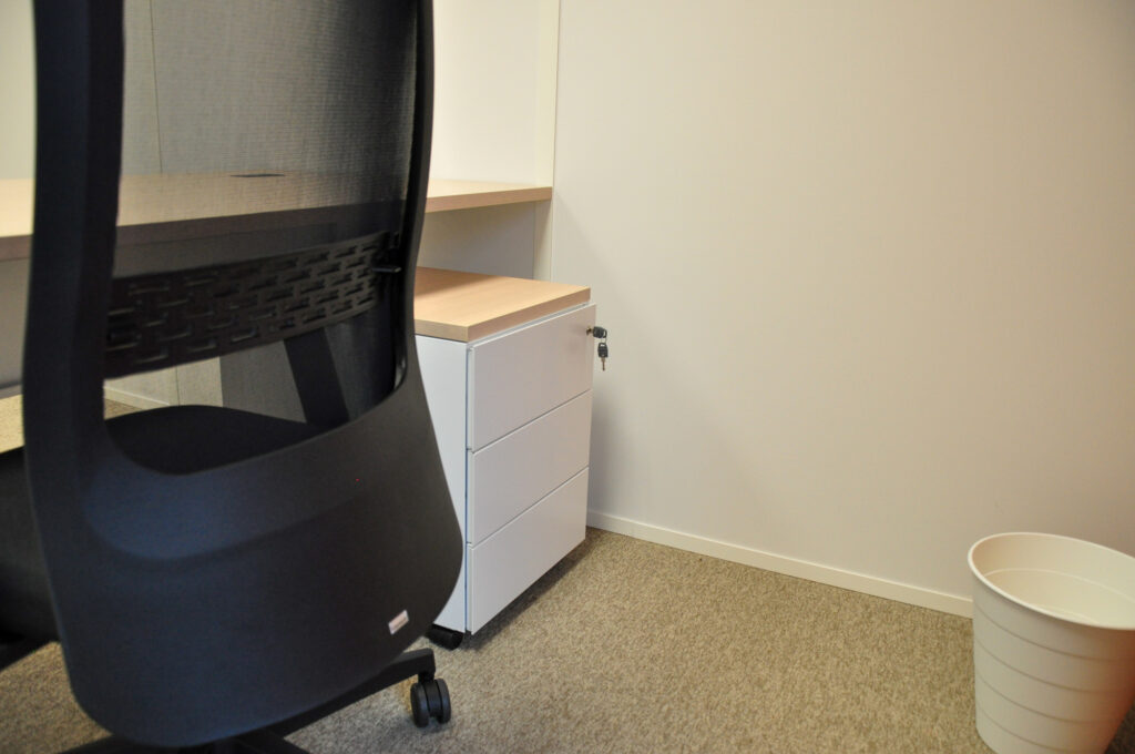 bureau une place bureau une place rennes