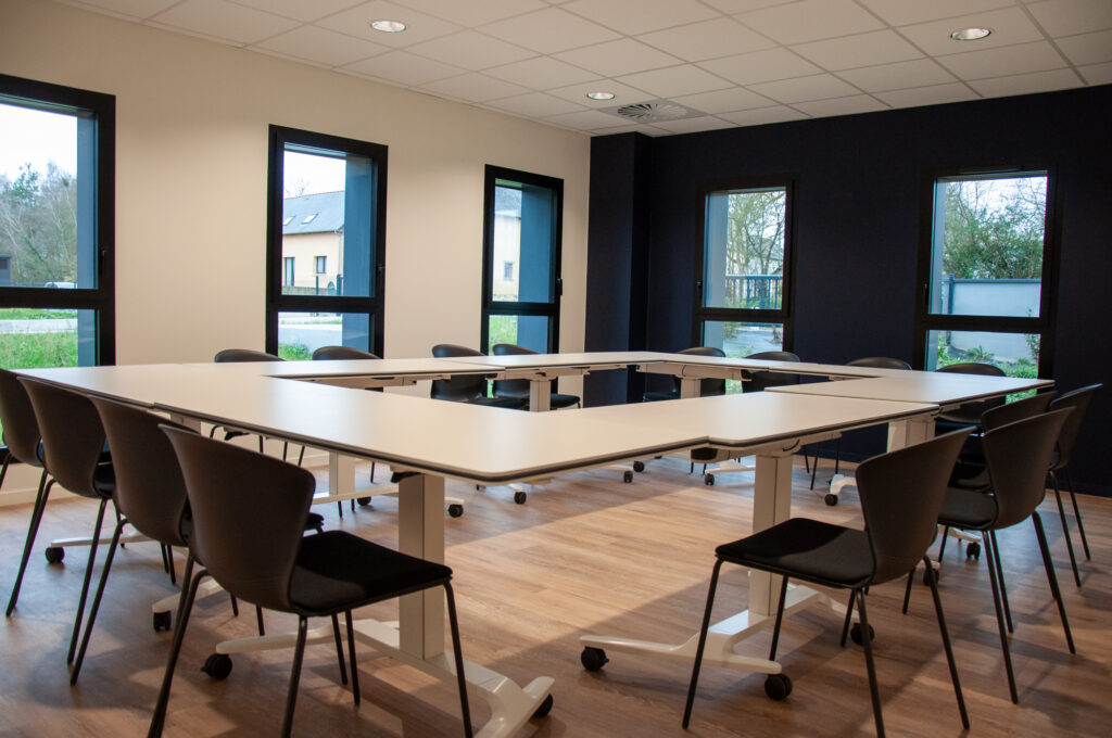 Réunion Rennes 15 personnes, salle de réunion coworking saint-grégoire